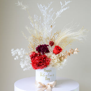 Valentine's Day Dried Flower Arrangement LOVE 101