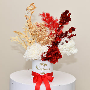 Valentine's Day Dried Flower Arrangement LOVE 101